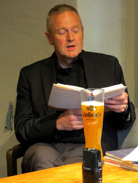Olaf Khl liest aus Gombrowiczs Kronos am 2. Juni 2016 im Literaturhaus Rostock