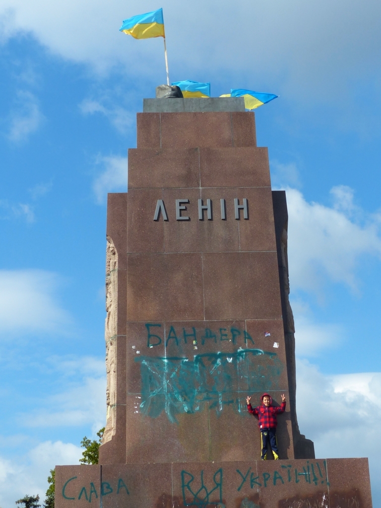 Lenin-Denkmal in Charkiw am 1. Oktober 2014